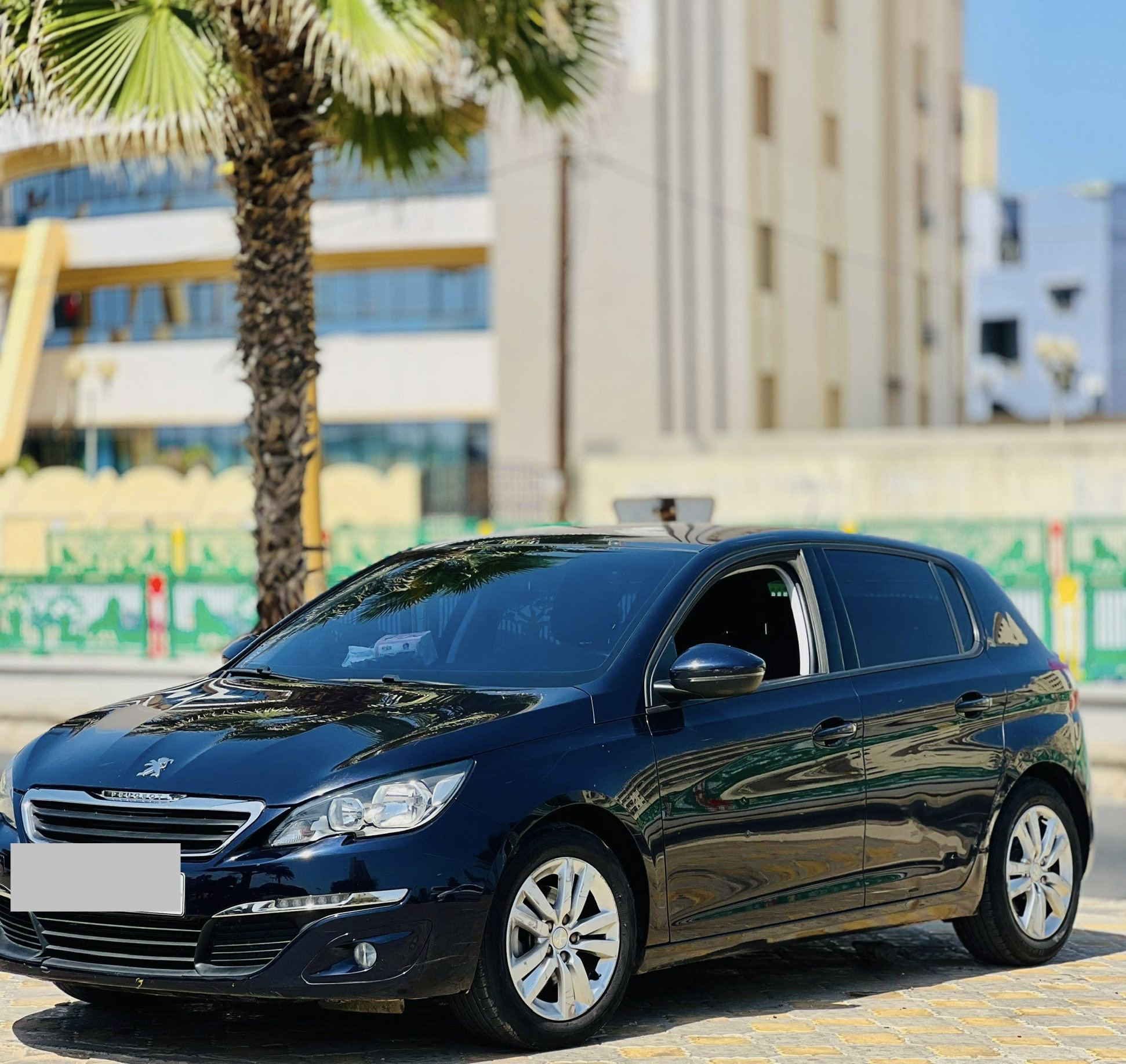 Peugeot 308 2017 à louer à Dakar, Gibraltar — Gunóor
