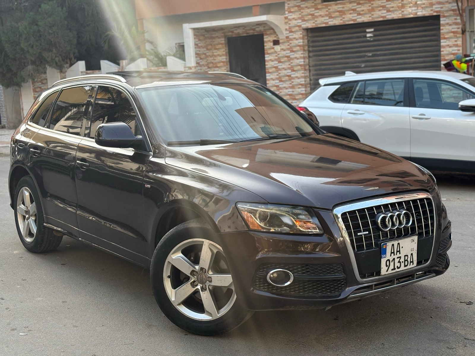 Audi Q5 2016 à louer à Dakar — Gunóor
