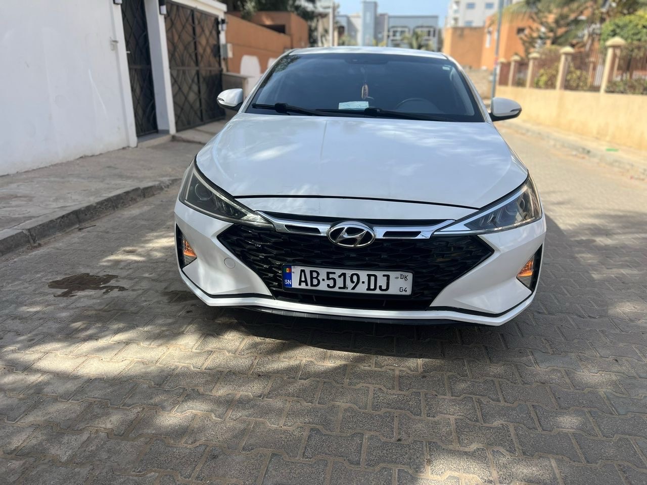 Hyundai Elantra 2021 à louer à Dakar — Gunóor